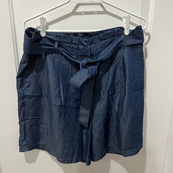 RW & Co. Shorts - Picture 1 of 4